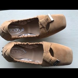 Tod’s suede flats size 7.5